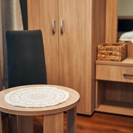 Hotel Lilia Włoszczowa Eksteriør bilde